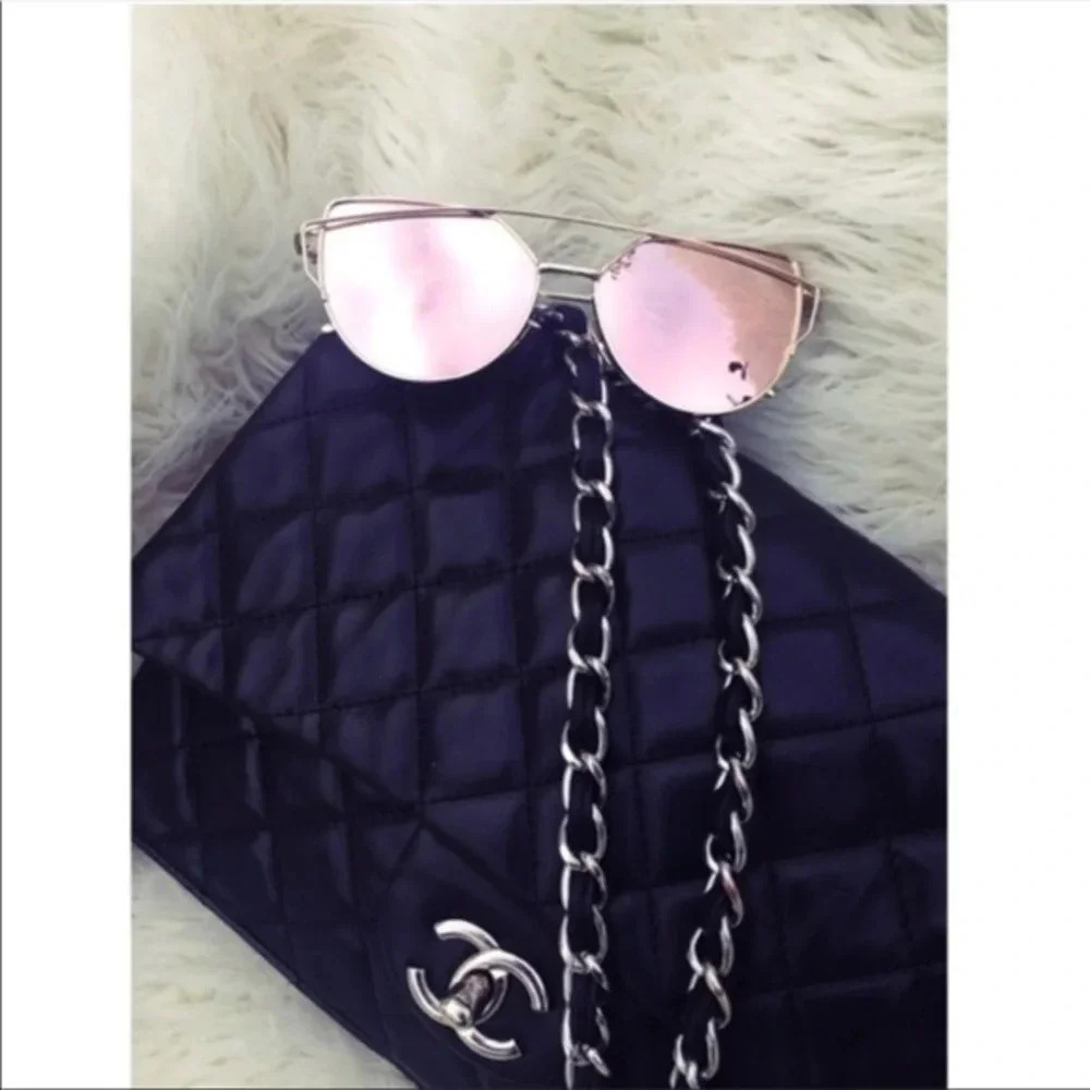 Mirrored cat eye sunglasses
